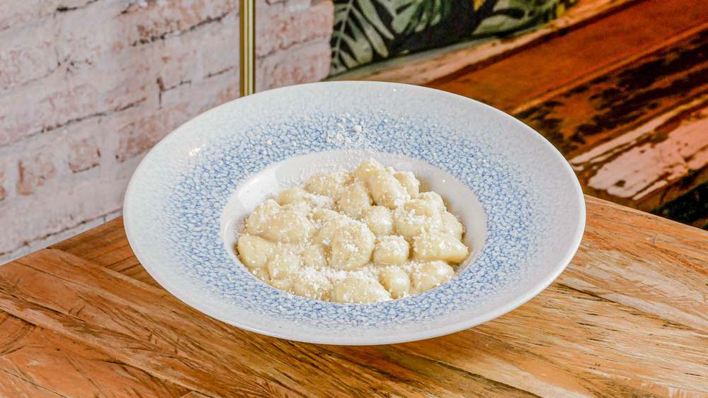 Gnocchi gorgonzola en restaurante Madreselva Tapas Sevilla