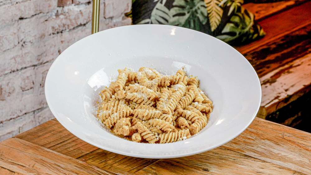 Pesto rosso en restaurante Madreselva Tapas Sevilla