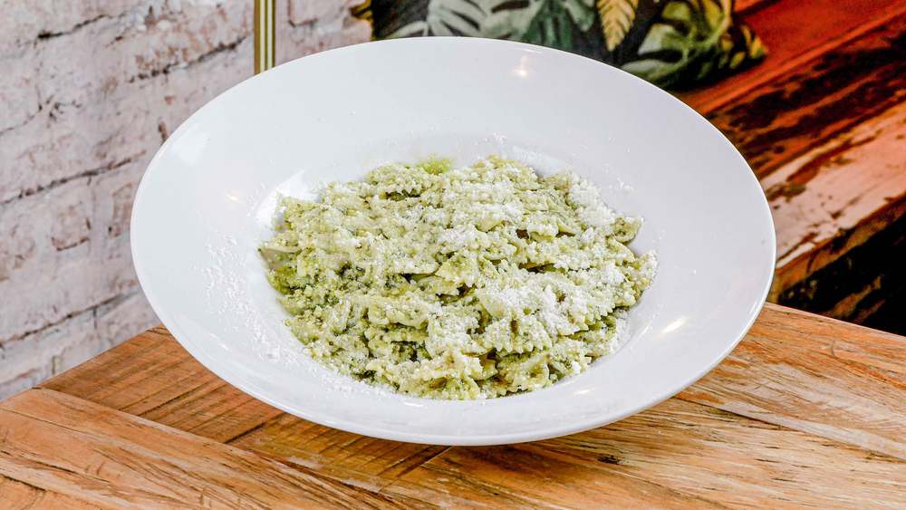 Pesto verde en restaurante Madreselva Tapas Sevilla