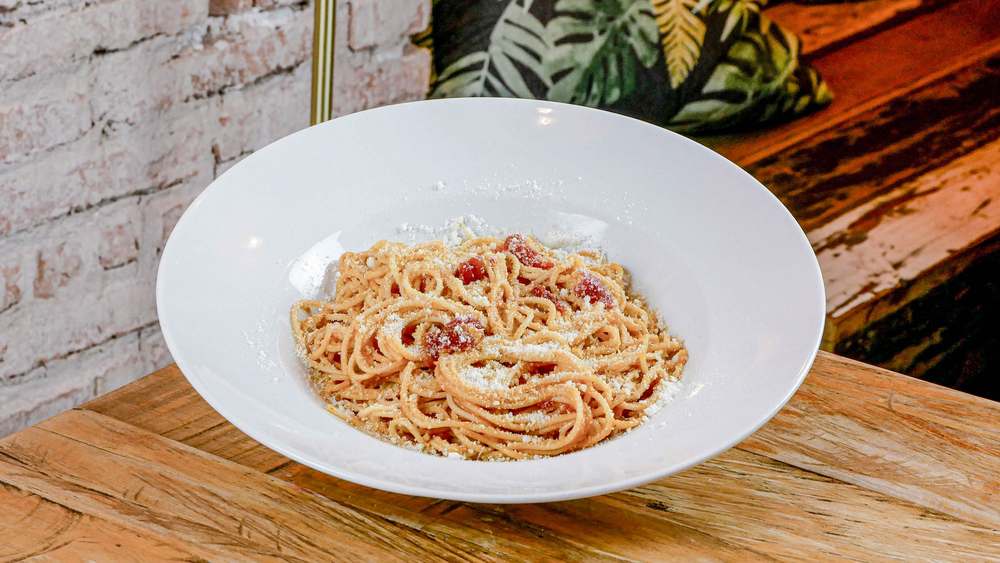 Pomodoro e parmigiano en restaurante Madreselva Tapas Sevilla